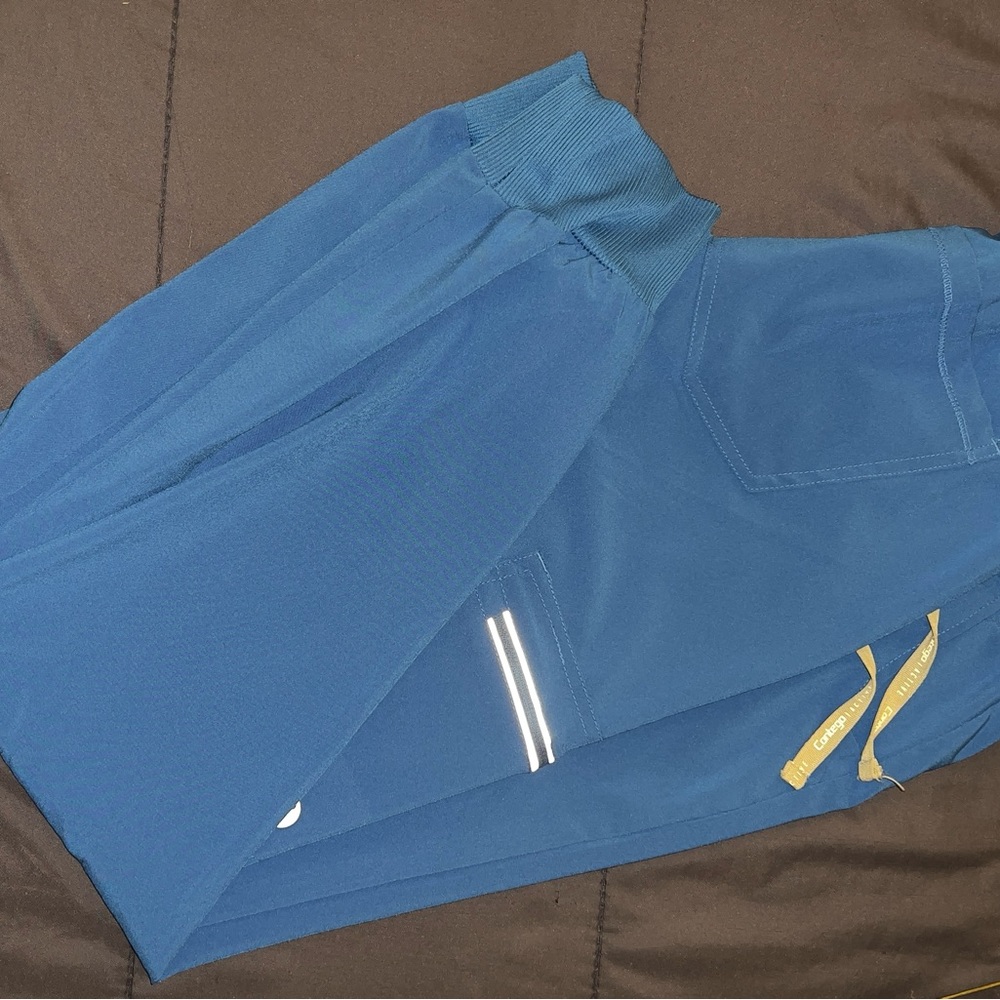 Scrub joggers - Picture 7 of 7